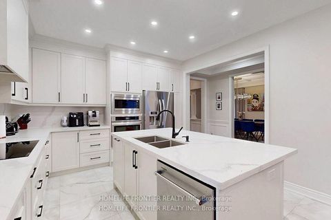 Photo 15 at 28 Rock Elm Court, Patterson, Vaughan