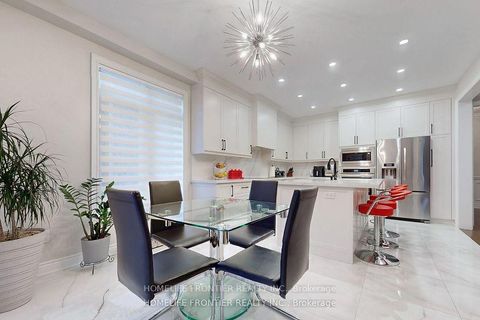 Photo 18 at 28 Rock Elm Court, Patterson, Vaughan