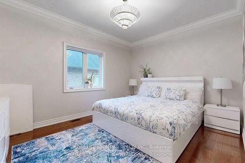 Photo 28 at 28 Rock Elm Court, Patterson, Vaughan