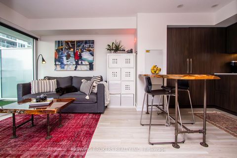 Photo 3 at 1503 - 17 Bathurst Street, Waterfront Communities C1, Toronto
