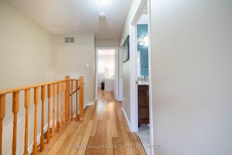 Photo 34 at 81 - 2300 Brays Lane, GA Glen Abbey, Oakville