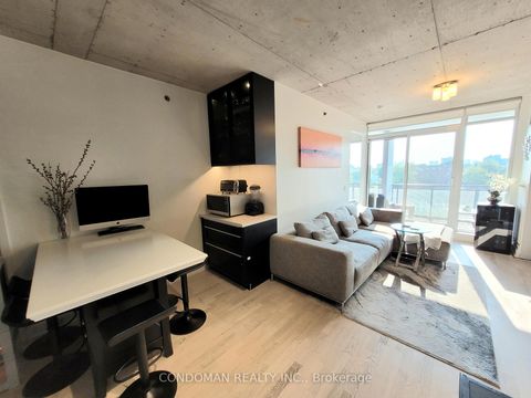 Photo 2 at 618 - 20 Minowan Miikan Lane, Little Portugal, Toronto Photo 2 at 618 - 20 Minowan Miikan Lane, Little Portugal, Toronto