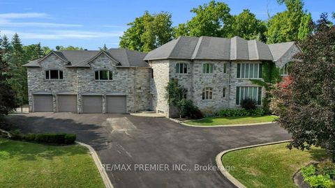 Photo 4 at 187 Mattucci Court, Kleinburg, Vaughan