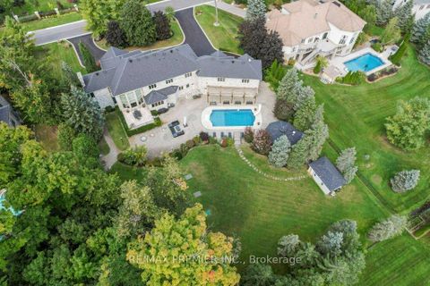 Photo 9 at 187 Mattucci Court, Kleinburg, Vaughan