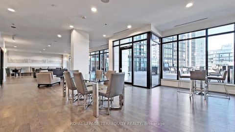 Photo 10 at 910 - 2900 Highway 7 Street, Concord, Vaughan