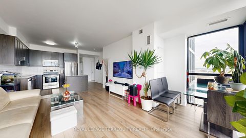 Photo 16 at 910 - 2900 Highway 7 Street, Concord, Vaughan