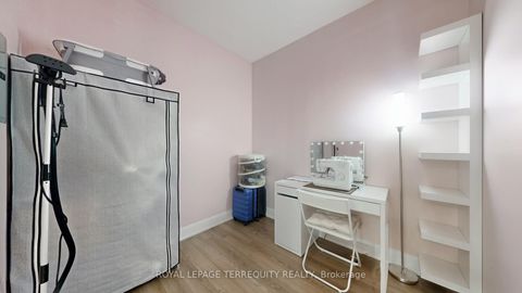 Photo 31 at 910 - 2900 Highway 7 Street, Concord, Vaughan