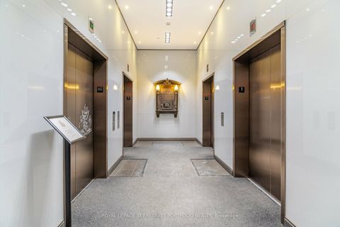 Photo 4 at 3709 - 426 University Avenue, Chinatown, Toronto Photo 4 at 3709 - 426 University Avenue, Chinatown, Toronto