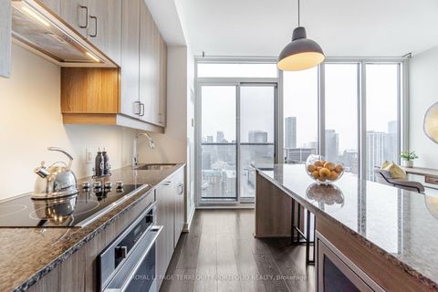 Photo 7 at 3709 - 426 University Avenue, Chinatown, Toronto Photo 7 at 3709 - 426 University Avenue, Chinatown, Toronto