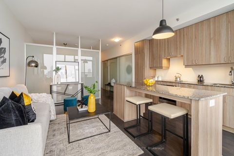 Photo 12 at 3709 - 426 University Avenue, Chinatown, Toronto Photo 12 at 3709 - 426 University Avenue, Chinatown, Toronto