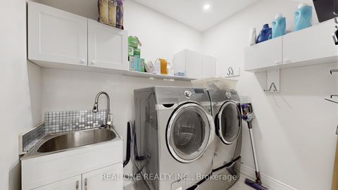 Photo 22 at 193 Cranbrook Crescent, Kleinburg, Vaughan
