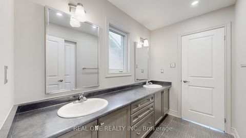 Photo 31 at 193 Cranbrook Crescent, Kleinburg, Vaughan