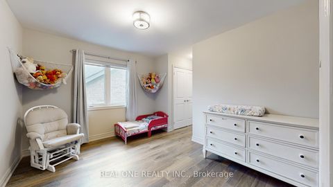 Photo 32 at 193 Cranbrook Crescent, Kleinburg, Vaughan
