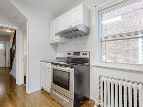 Photo 16 at 68 Castlewood Road, Lawrence Park South, Toronto