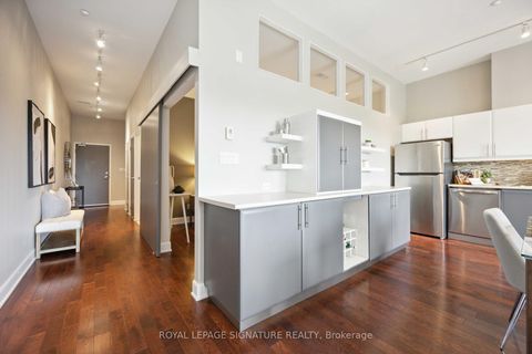 Photo 4 at 205 - 160 Fallingbrook Road, Cliffside, Toronto