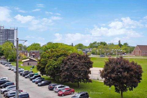 Photo 23 at 205 - 160 Fallingbrook Road, Cliffside, Toronto