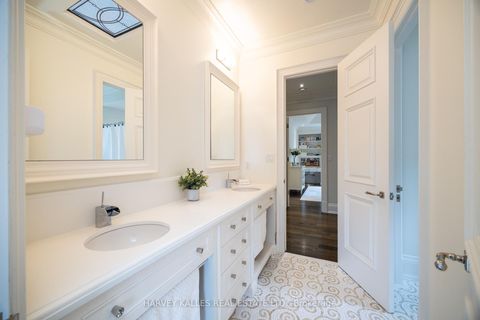 Photo 29 at 50 Lawrence Crescent, Lawrence Park South, Toronto