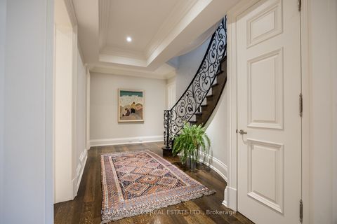 Photo 33 at 50 Lawrence Crescent, Lawrence Park South, Toronto