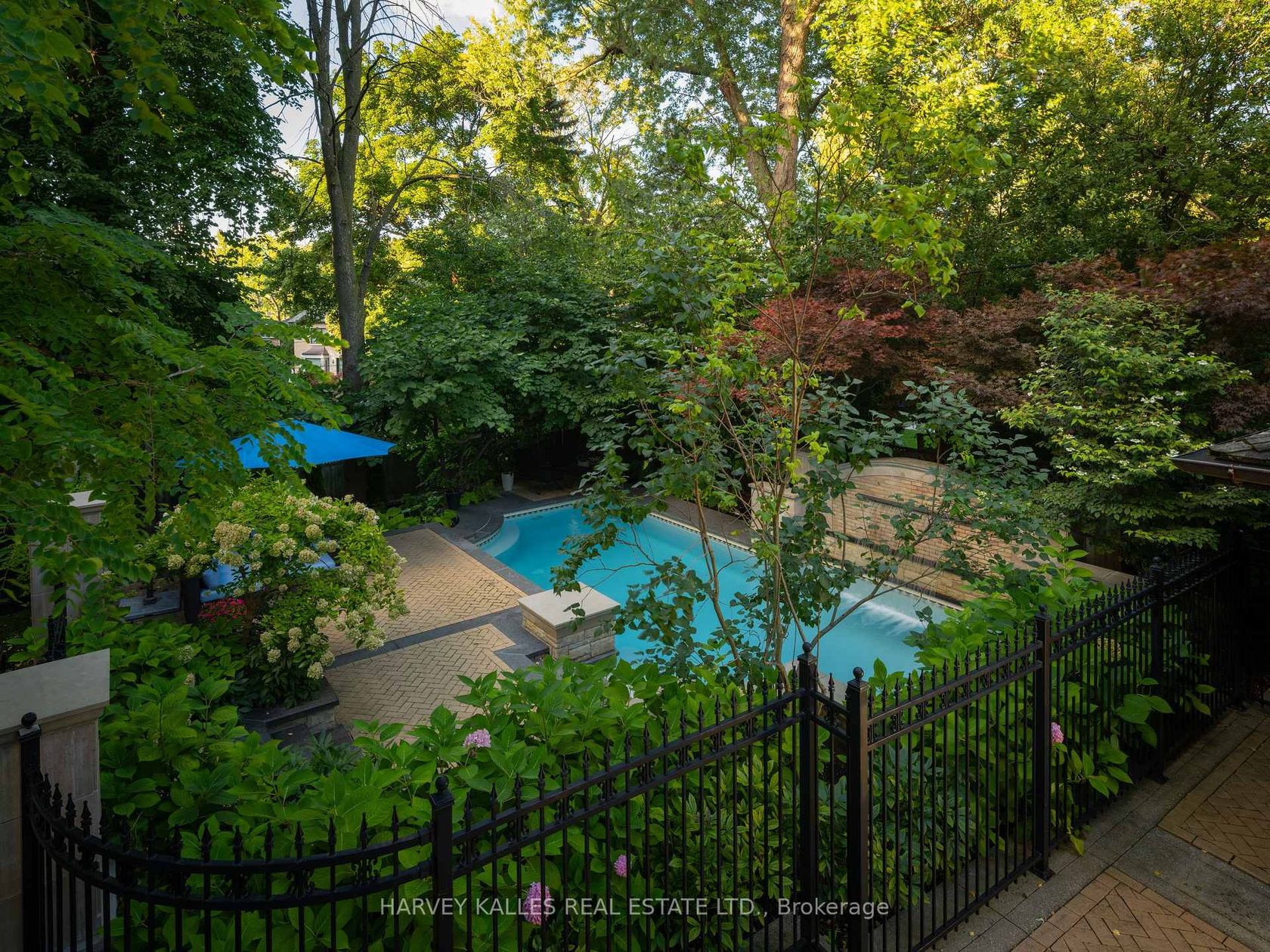 Photo 47 at 50 Lawrence Crescent, Lawrence Park South, Toronto Photo 47 at 50 Lawrence Crescent, Lawrence Park South, Toronto