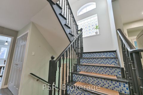 Photo 14 at 35 Arundel Drive, Vellore Village, Vaughan