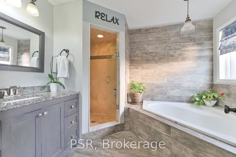 Photo 19 at 35 Arundel Drive, Vellore Village, Vaughan