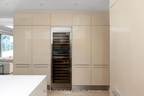 Photo 10 at 1202 - 206 Bloor Street W, Annex, Toronto