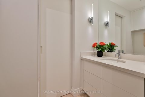 Photo 14 at 201 - 25 Scrivener Square, Moore Park, Toronto