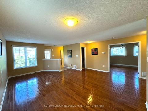 Photo 4 at 13 Commonwealth Road, Shore, Barrie