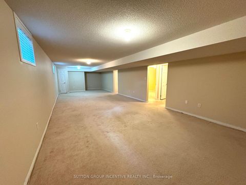 Photo 13 at 13 Commonwealth Road, Shore, Barrie