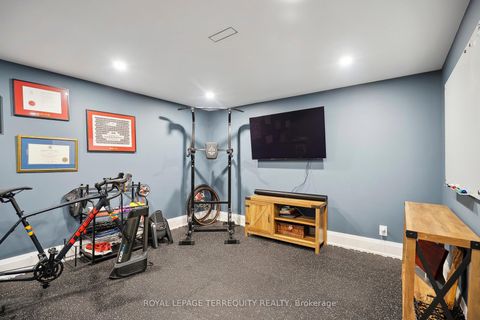 Photo 33 at 219 Valleyview Court, SW Southwest, Oakville