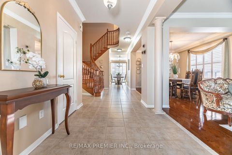 Photo 5 at 265 Julia Valentina Avenue, Sonoma Heights, Vaughan