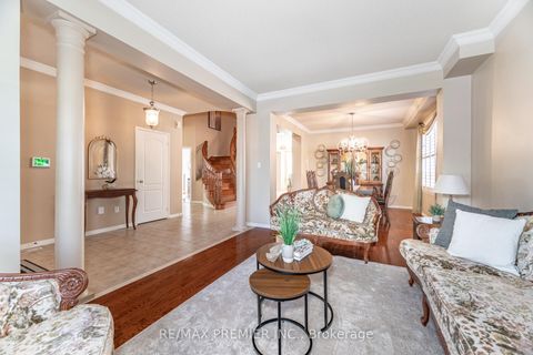 Photo 7 at 265 Julia Valentina Avenue, Sonoma Heights, Vaughan