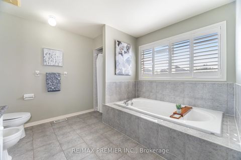 Photo 28 at 265 Julia Valentina Avenue, Sonoma Heights, Vaughan
