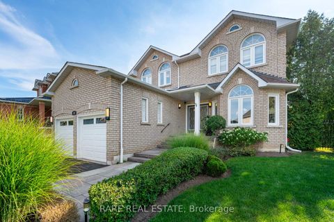 Photo 1 at 545 Highcliffe Drive, Uplands, Vaughan