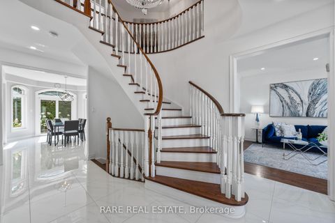 Photo 5 at 545 Highcliffe Drive, Uplands, Vaughan