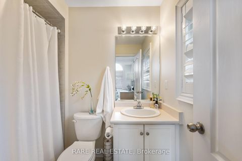 Photo 22 at 545 Highcliffe Drive, Uplands, Vaughan