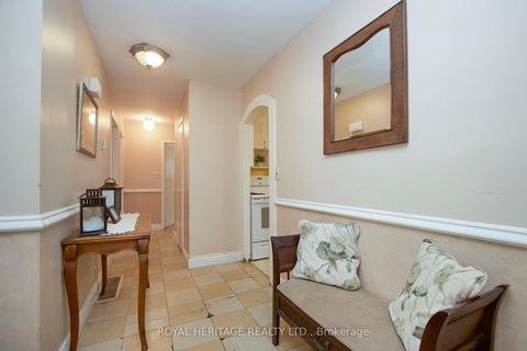 Photo 4 at 86 Scarboro Avenue, Highland Creek, Toronto