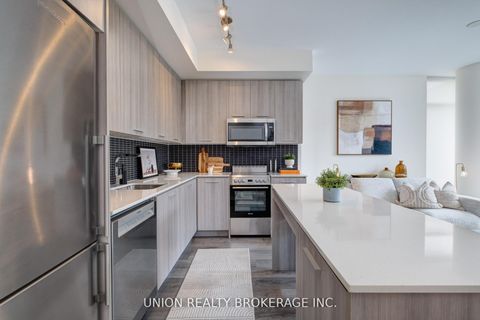 Photo 3 at 405 - 105 George Street, Moss Park, Toronto