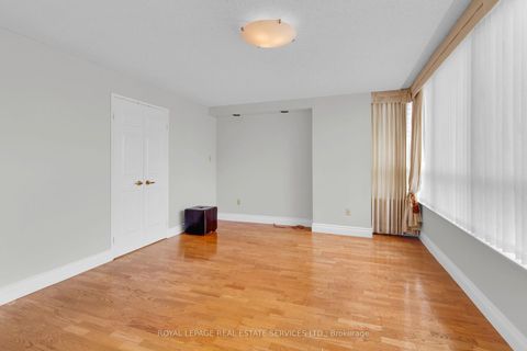 Photo 16 at 609 - 130 Carlton Street, South St. James Town, Toronto Photo 16 at 609 - 130 Carlton Street, South St. James Town, Toronto