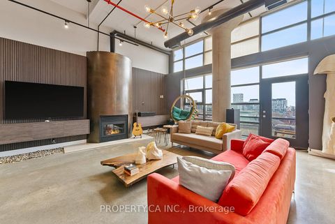 Photo 11 at 606 - 90 Sumach Street, Regent Park, Toronto