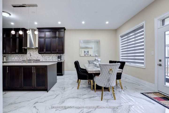 Photo 16 at 5 Walkercleave Drive, Credit Valley, Brampton