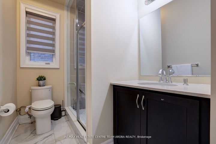Photo 23 at 5 Walkercleave Drive, Credit Valley, Brampton