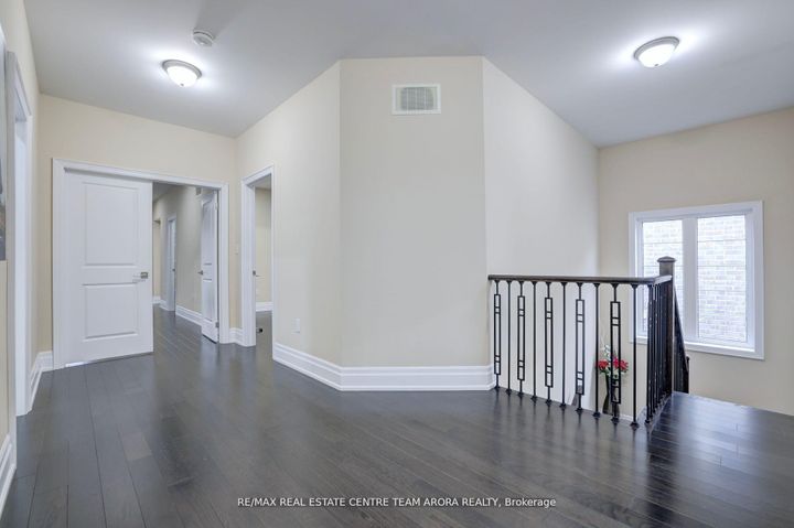Photo 24 at 5 Walkercleave Drive, Credit Valley, Brampton