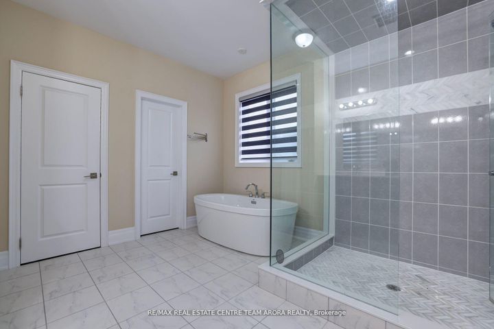 Photo 30 at 5 Walkercleave Drive, Credit Valley, Brampton