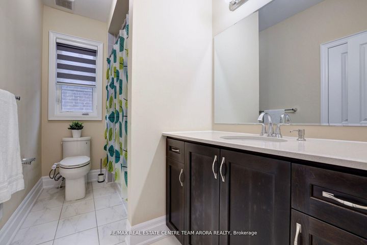 Photo 38 at 5 Walkercleave Drive, Credit Valley, Brampton