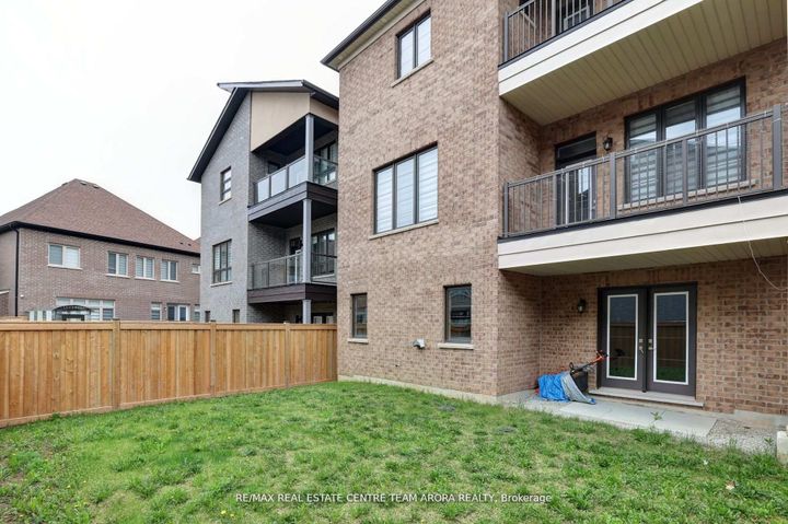 Photo 43 at 5 Walkercleave Drive, Credit Valley, Brampton