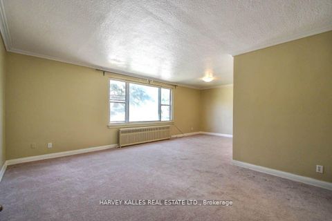Photo 3 at 90 Trethewey Drive, Greenbrook, Toronto