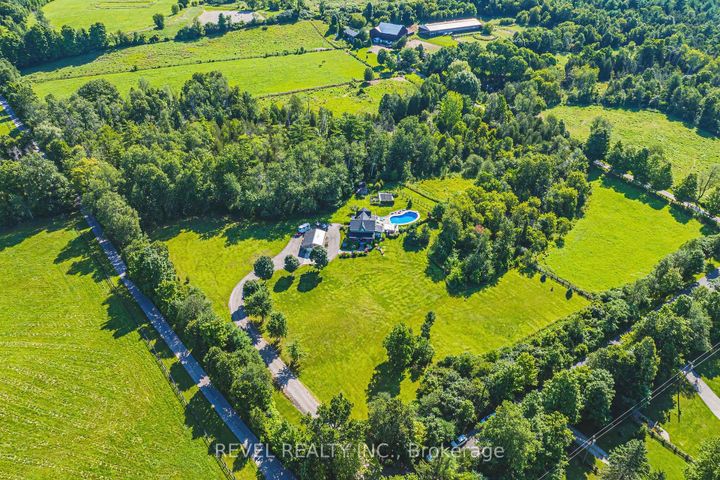 Photo 4 at 8305 CANYON Road, Campbellville, Milton
