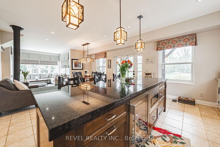Photo 10 at 8305 CANYON Road, Campbellville, Milton