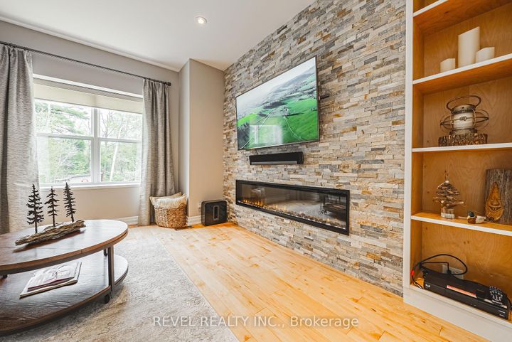 Photo 12 at 8305 CANYON Road, Campbellville, Milton
